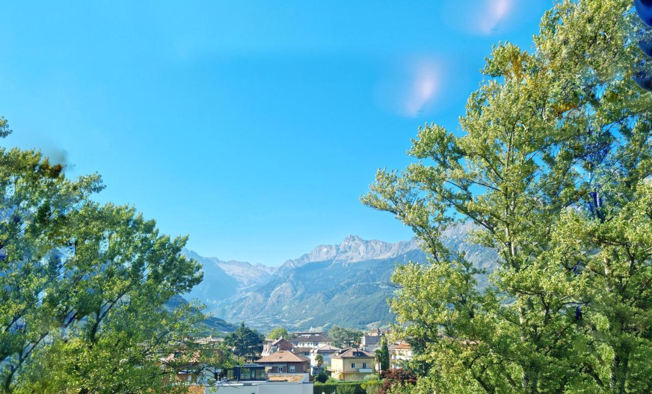 Bergblick Apartment In Zentrumsnaehe Mit Garage 梅拉诺 外观 照片