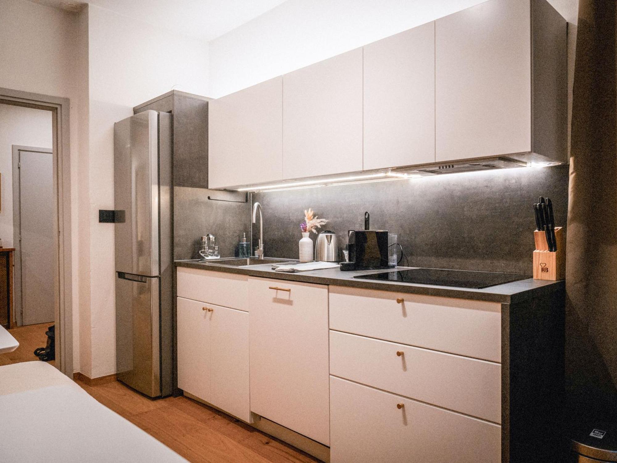 Bergblick Apartment In Zentrumsnaehe Mit Garage 梅拉诺 外观 照片