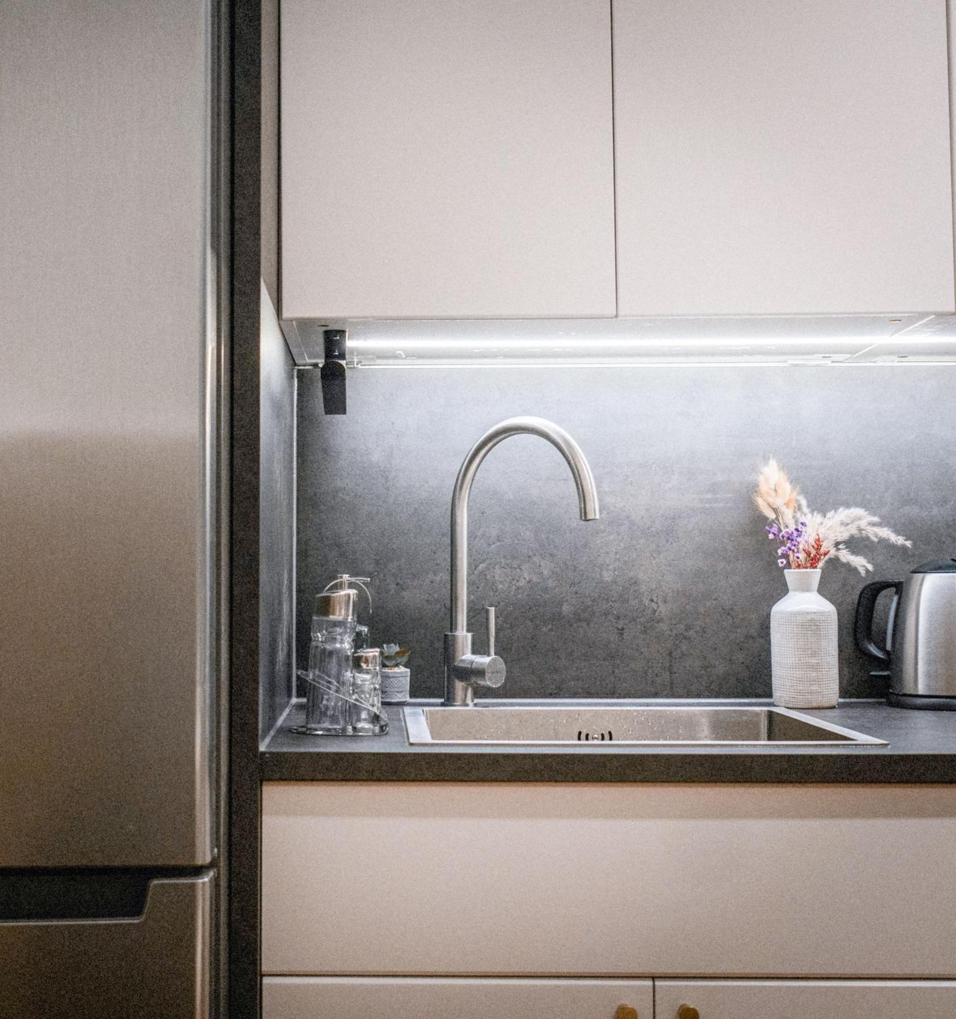 Bergblick Apartment In Zentrumsnaehe Mit Garage 梅拉诺 外观 照片